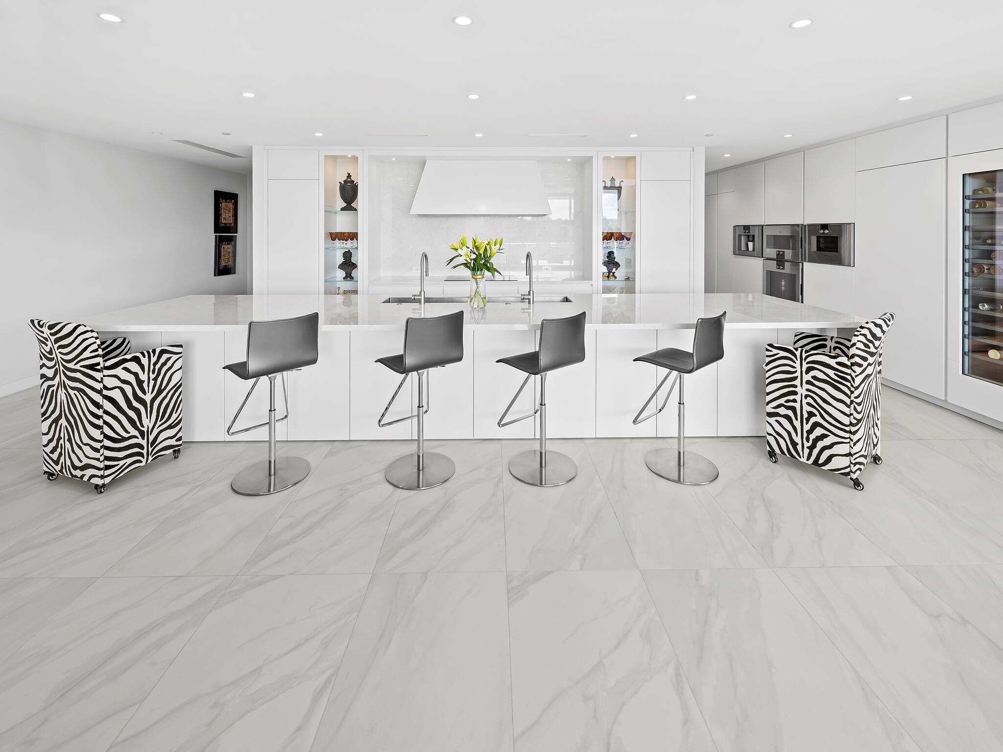 210 SE Mizner Boulevard 301