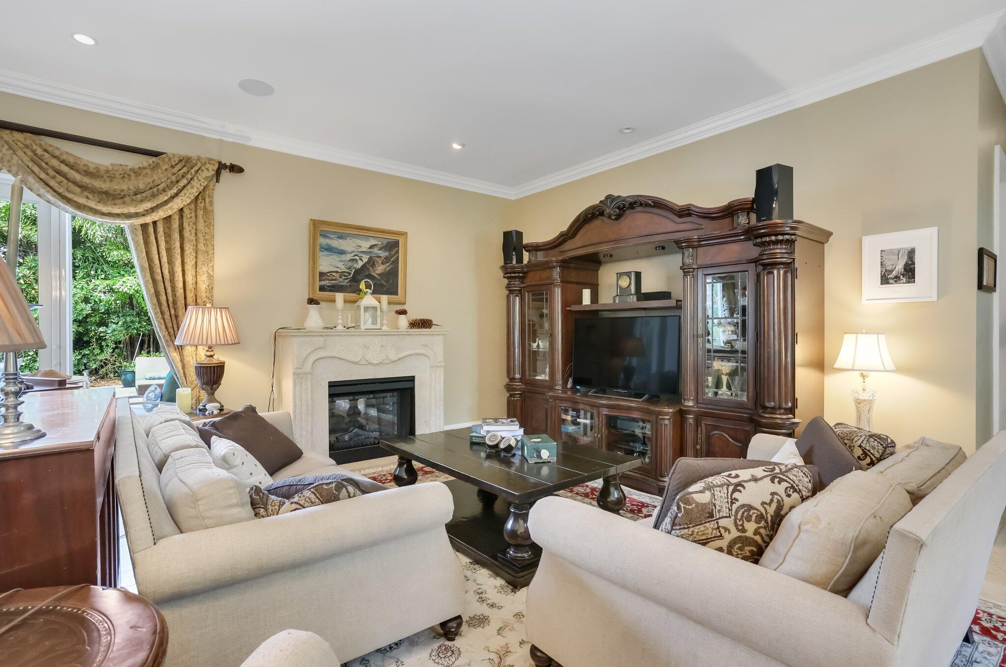 2409 NE 12th Street
