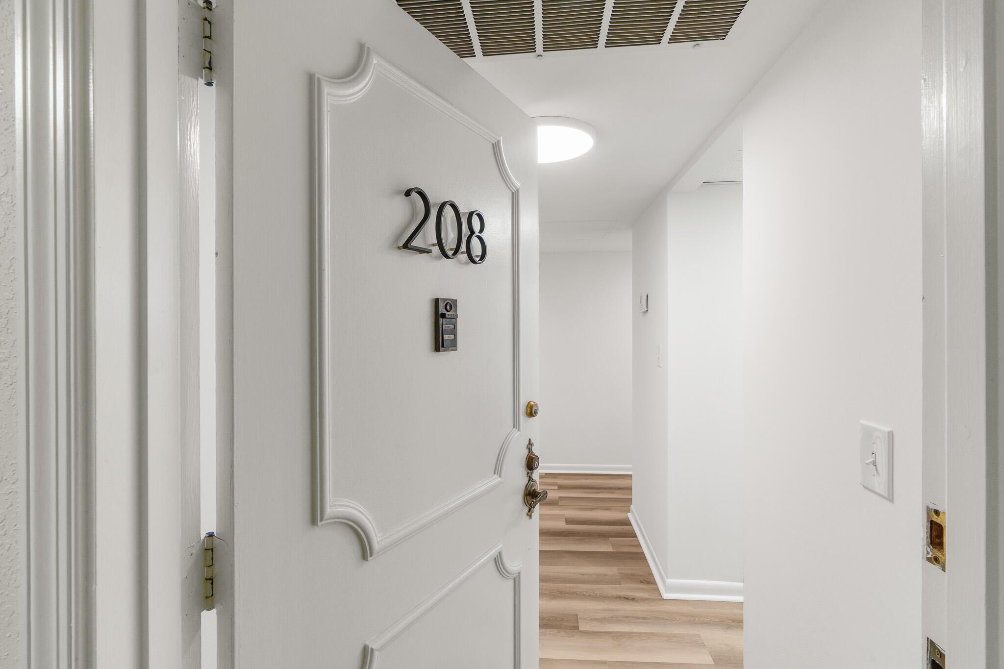 950 Ponce De Leon Road 208