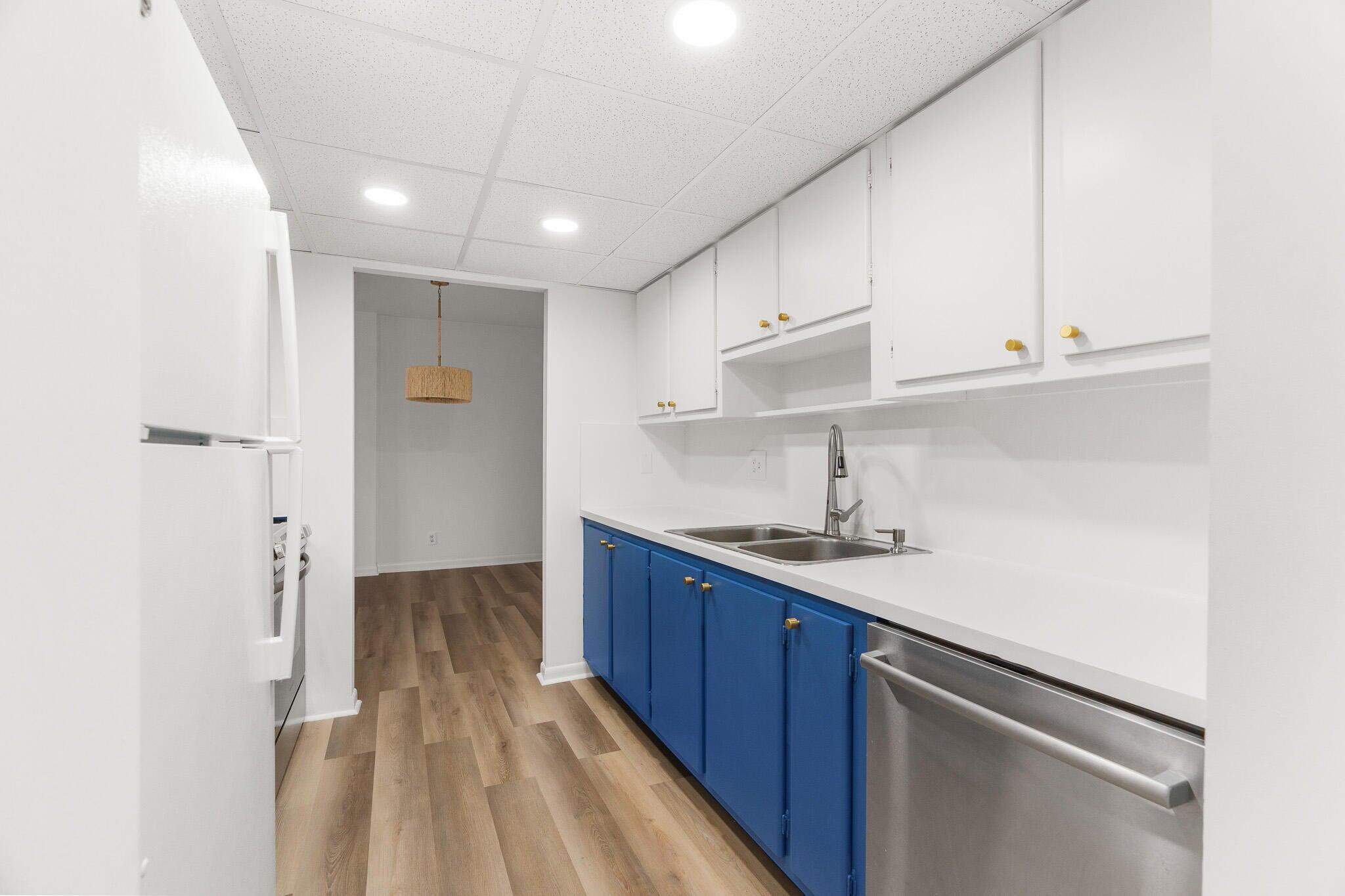 950 Ponce De Leon Road 208