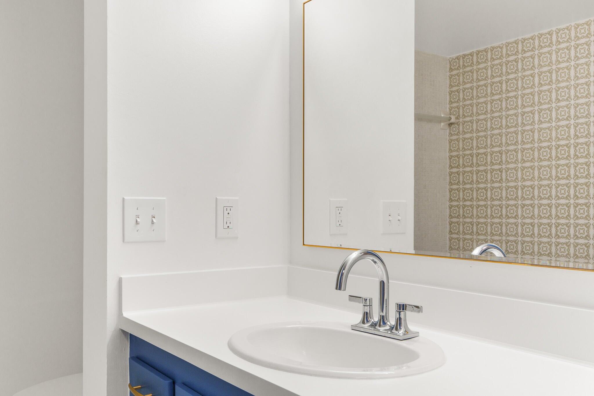 950 Ponce De Leon Road 208