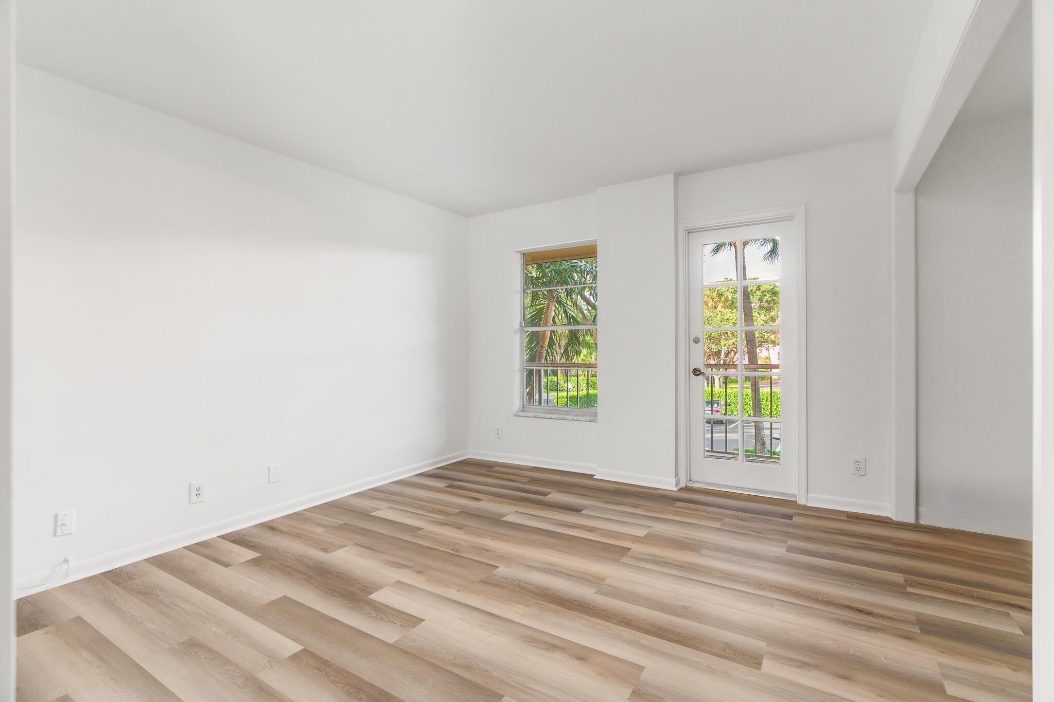 950 Ponce De Leon Road 208