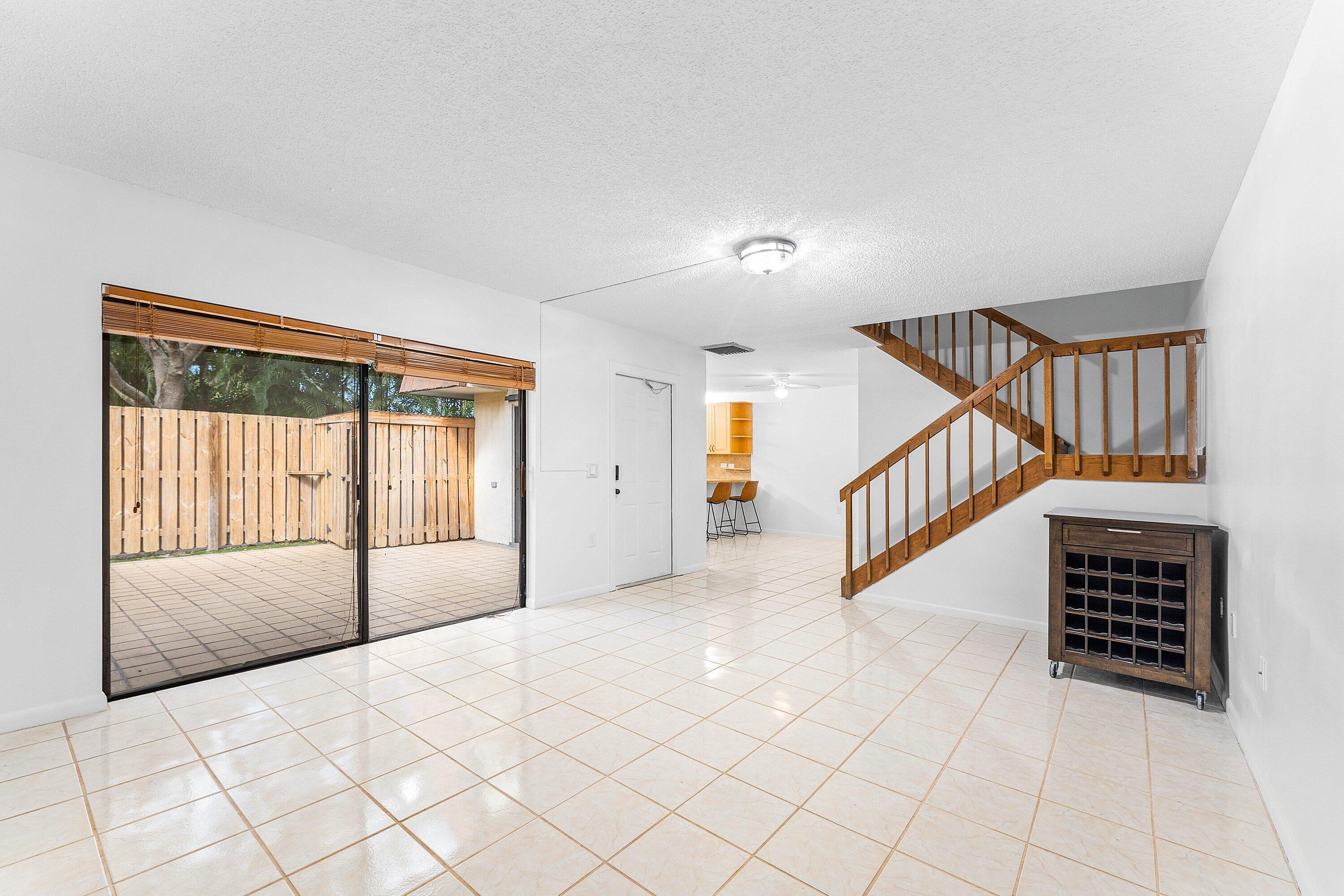 1214 12th Lane