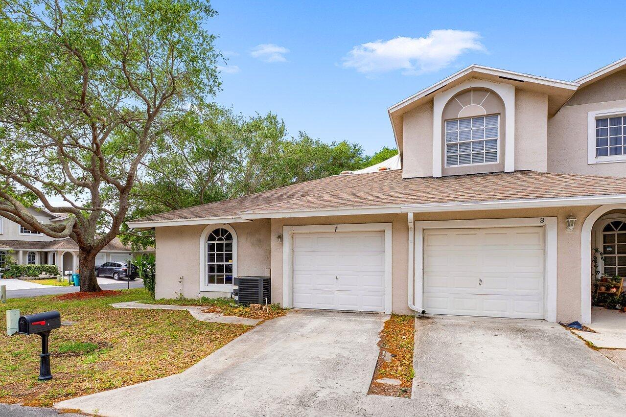 1 Glamis Way