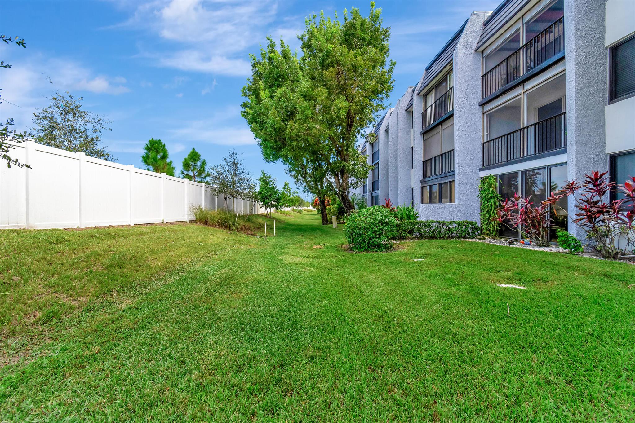 4248 Deste Court 202