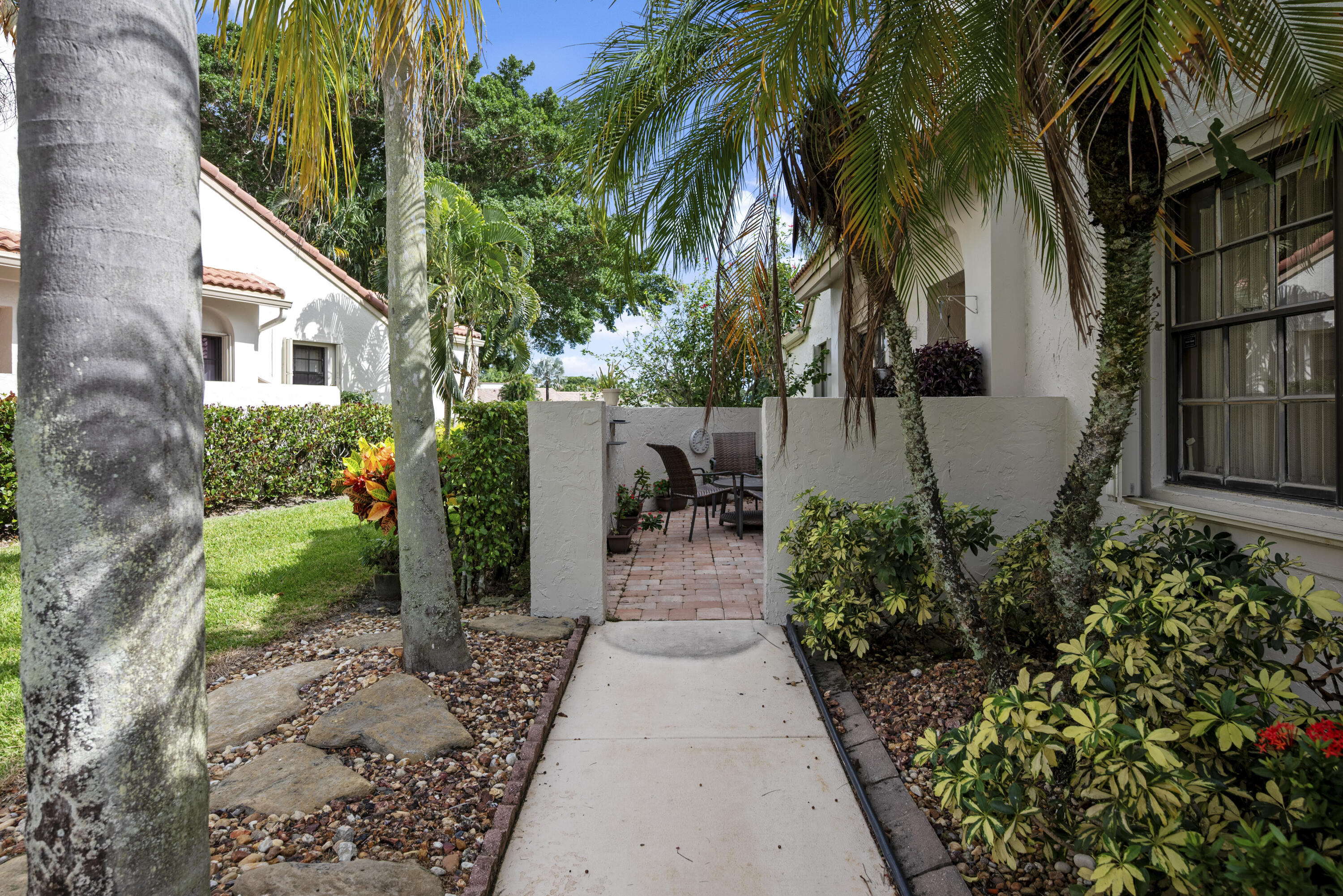 5770 Parkwalk Circle W