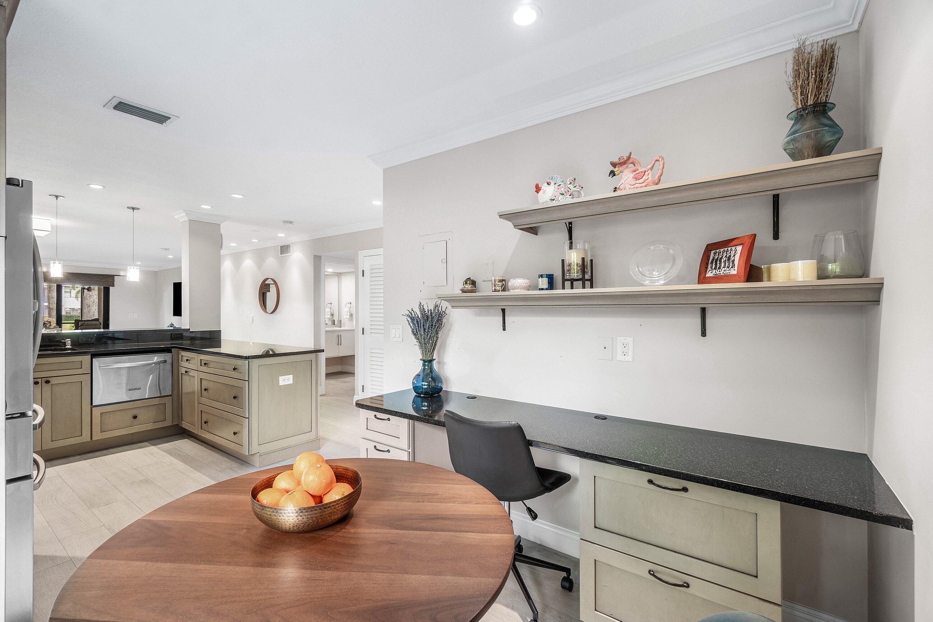 38 Southport Lane A