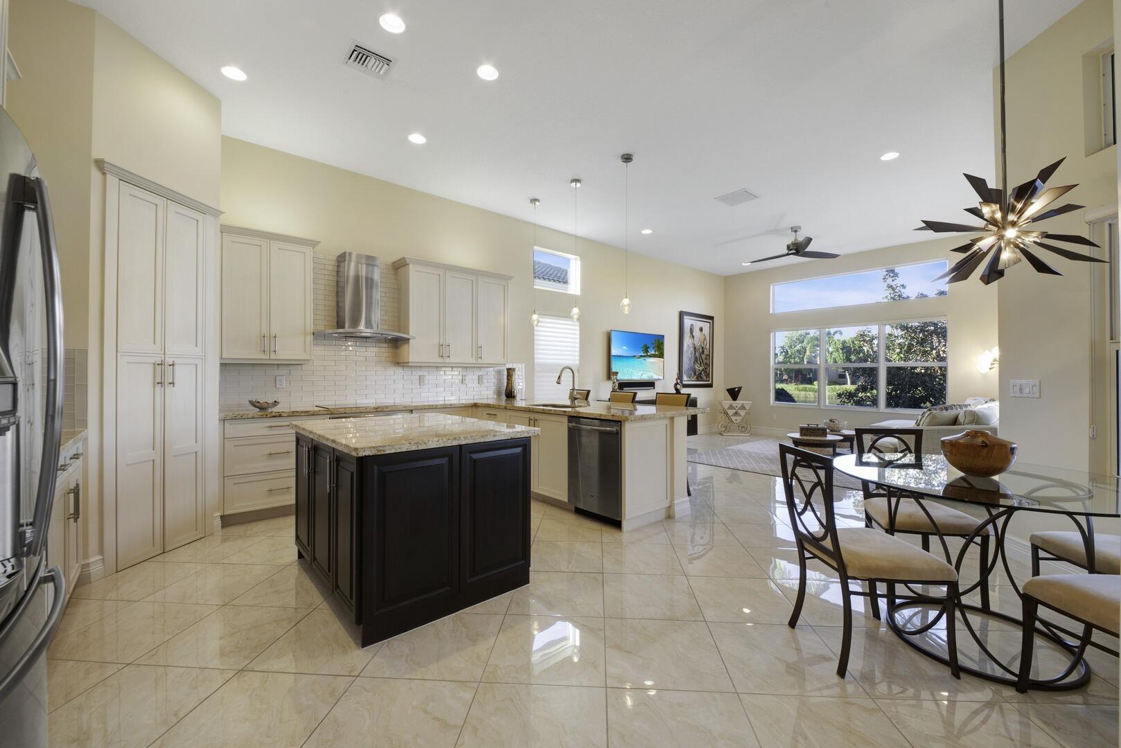 8289 Razorback Court