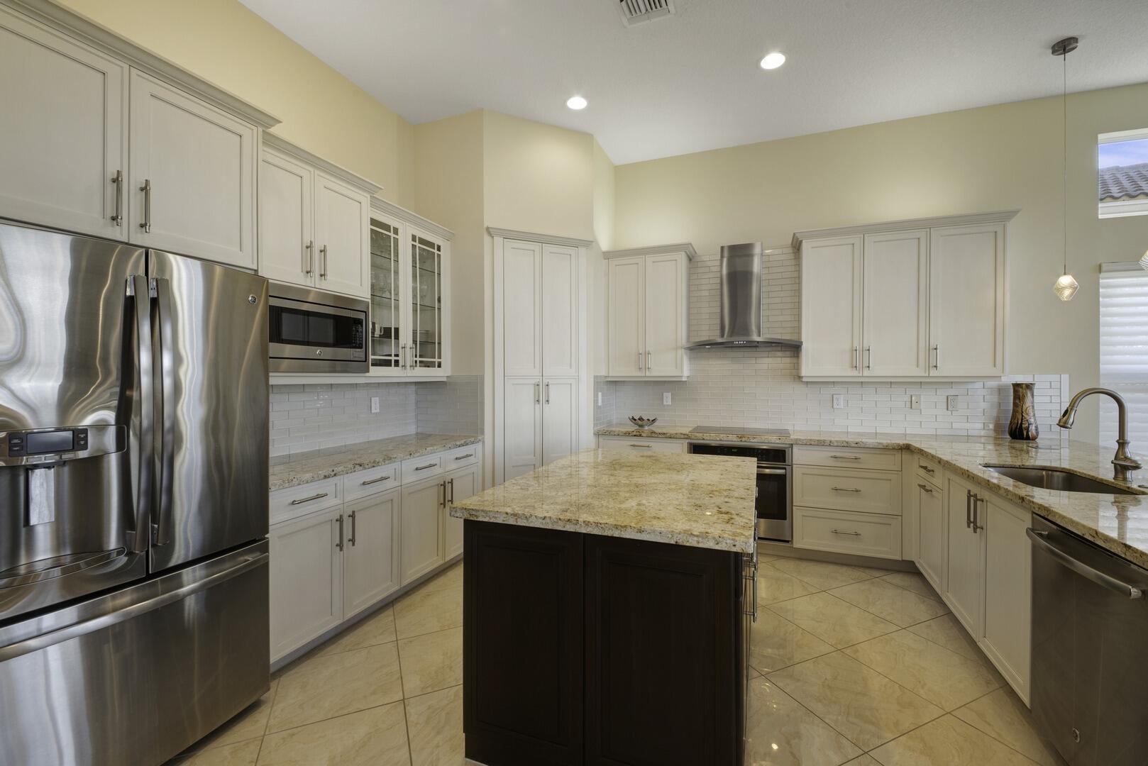 8289 Razorback Court