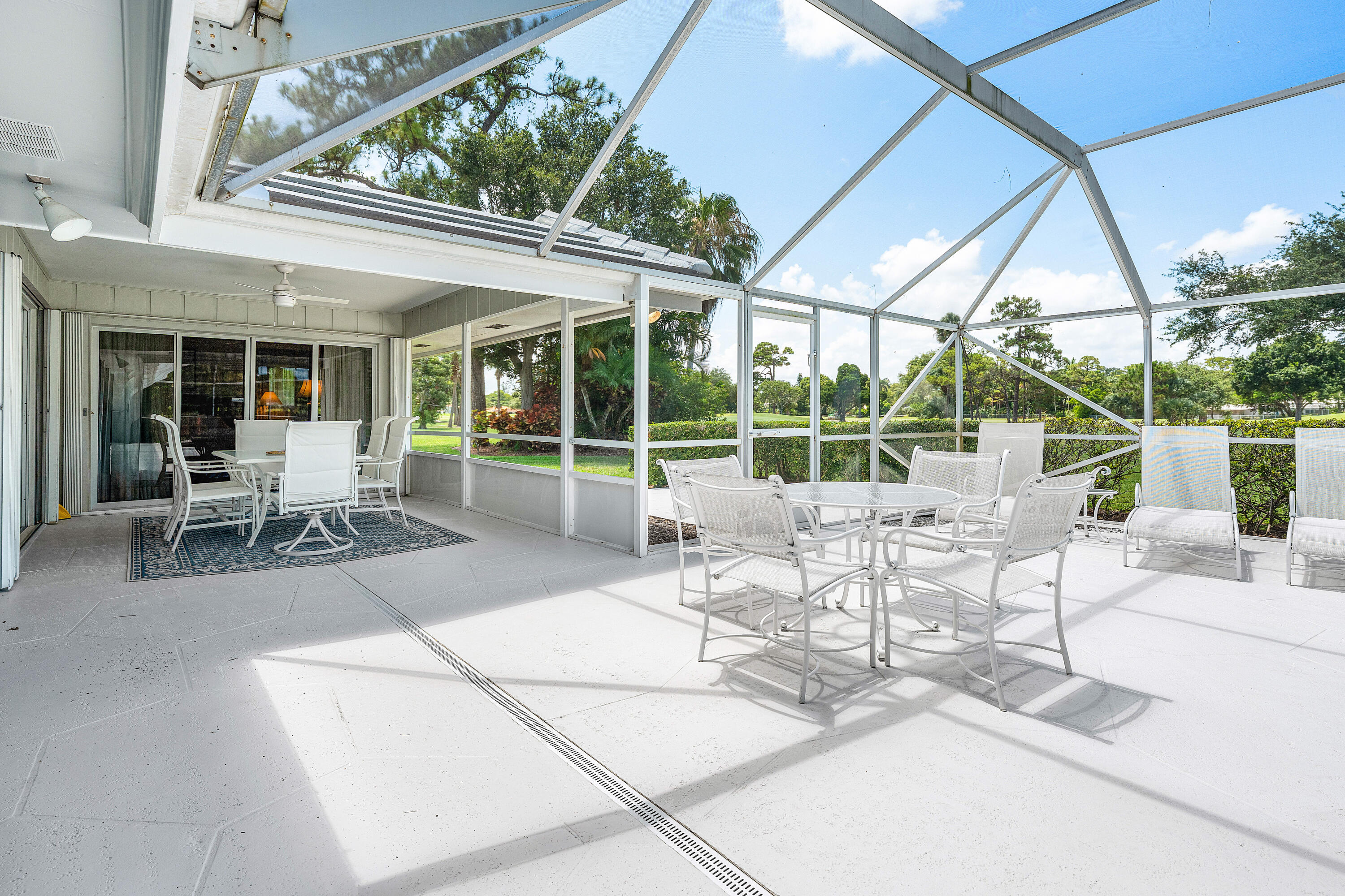 489 S Country Club Drive