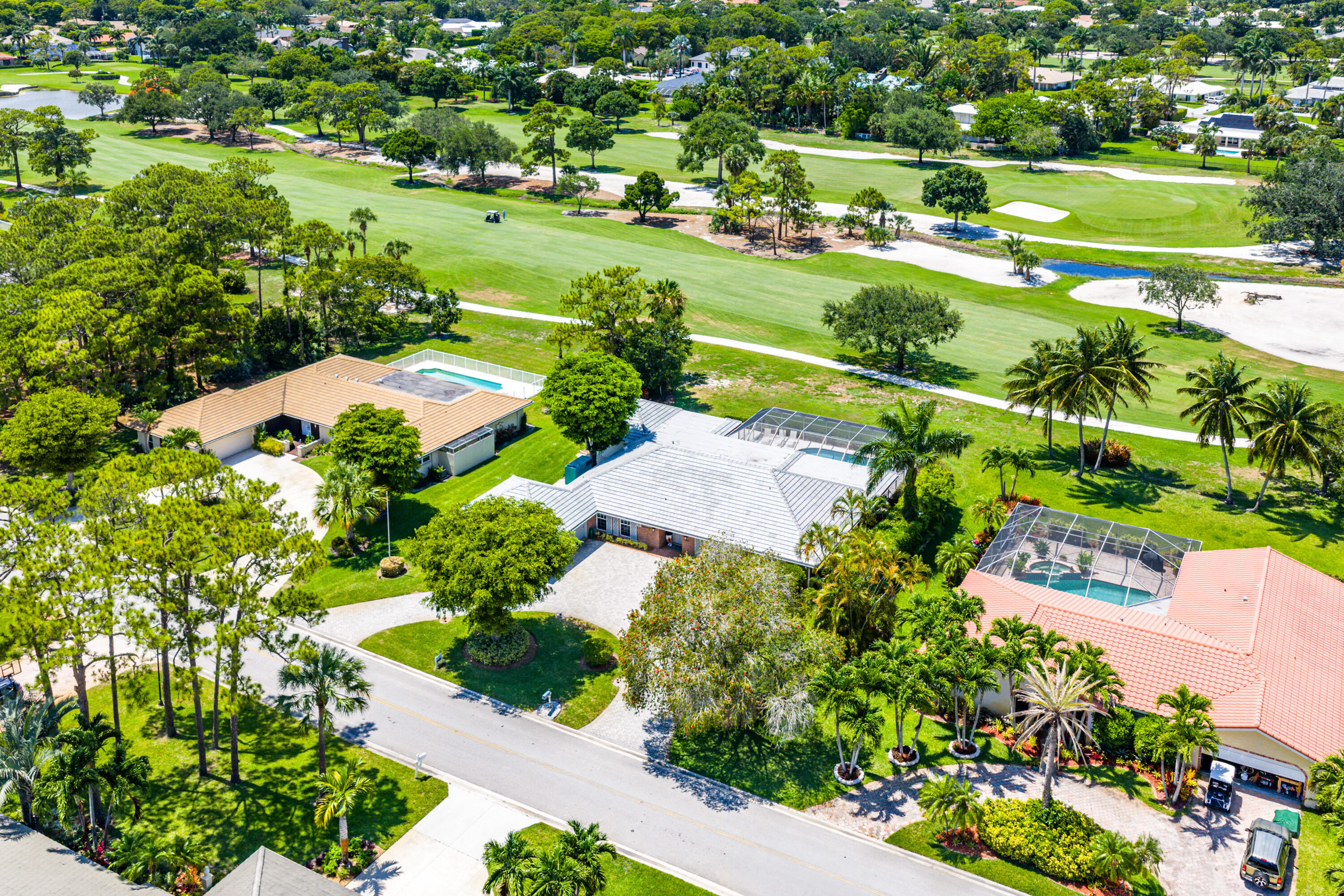 489 S Country Club Drive