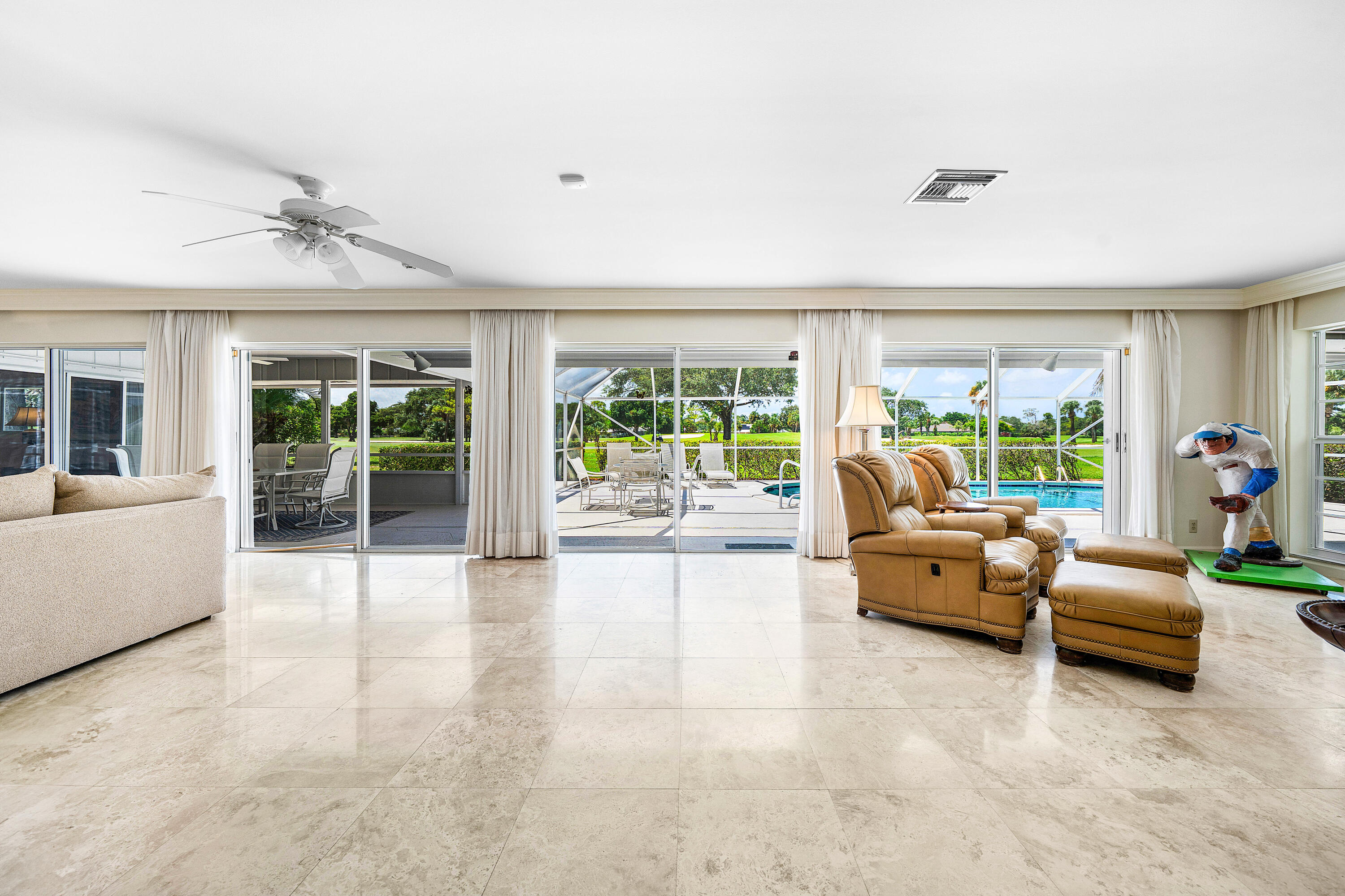 489 S Country Club Drive