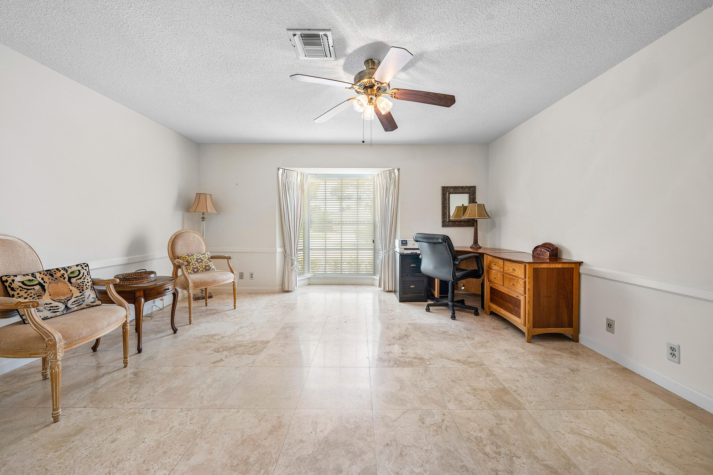 489 S Country Club Drive