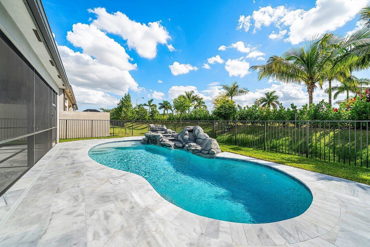 9832 Turning Bluff Lane