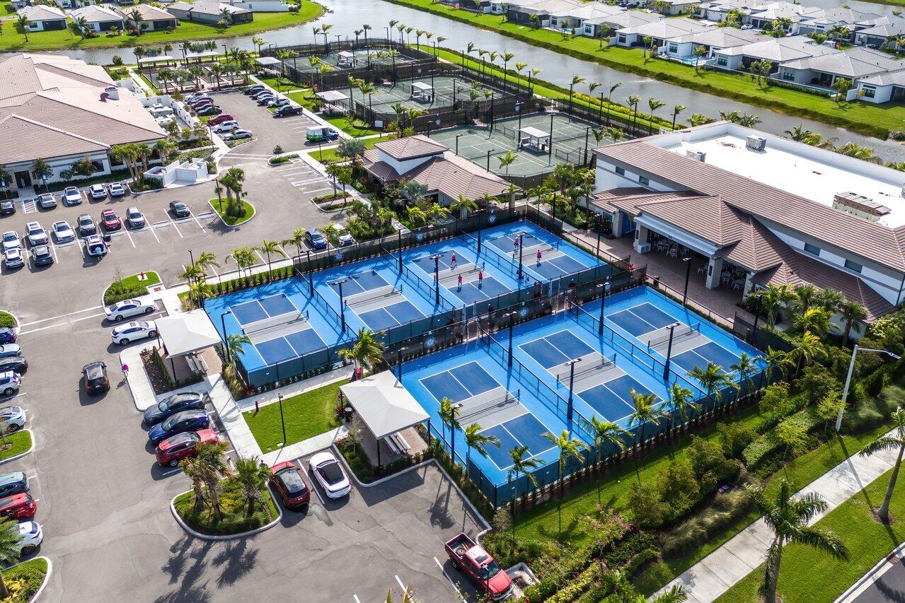 9832 Turning Bluff Lane