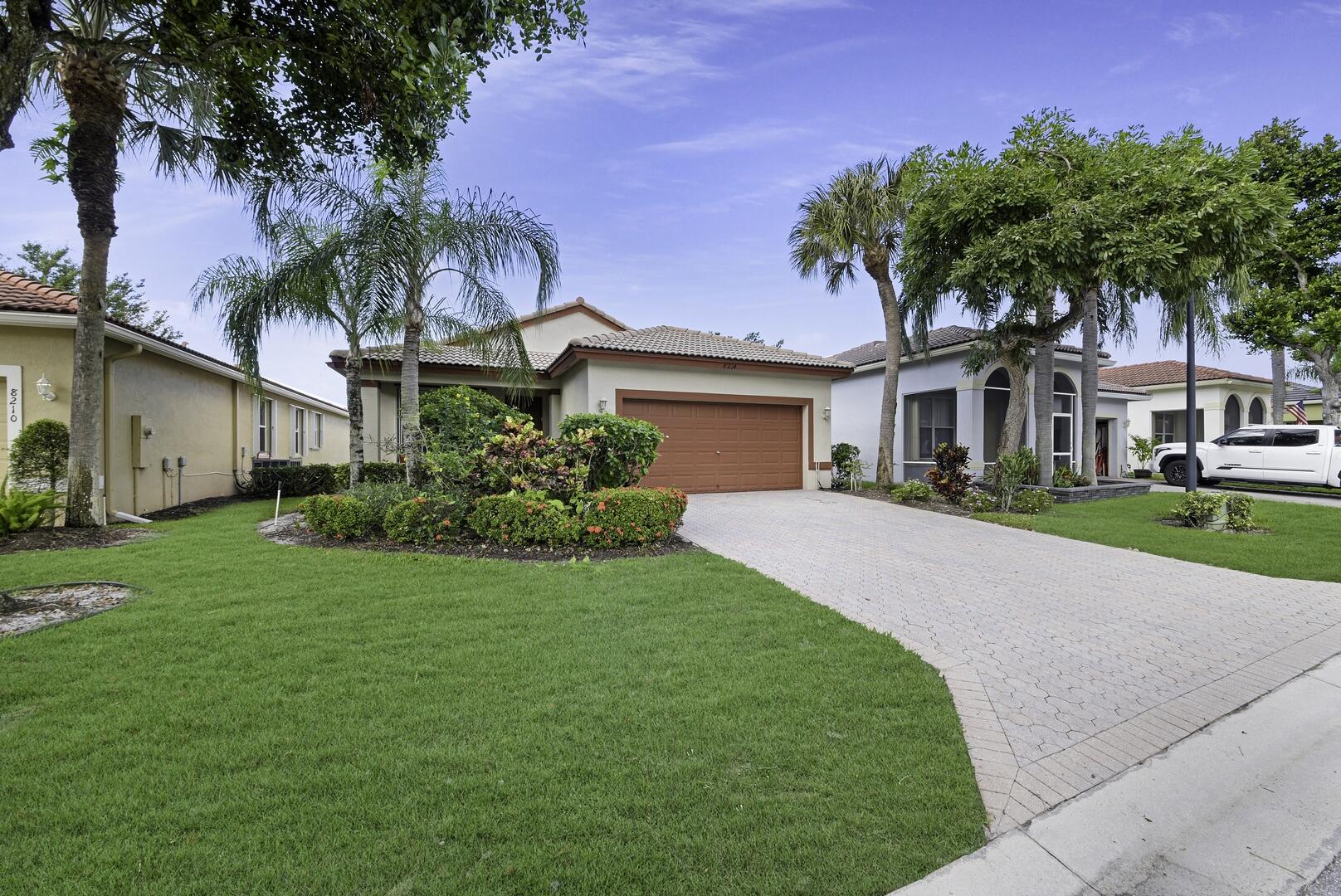 8214 Bellafiore Way