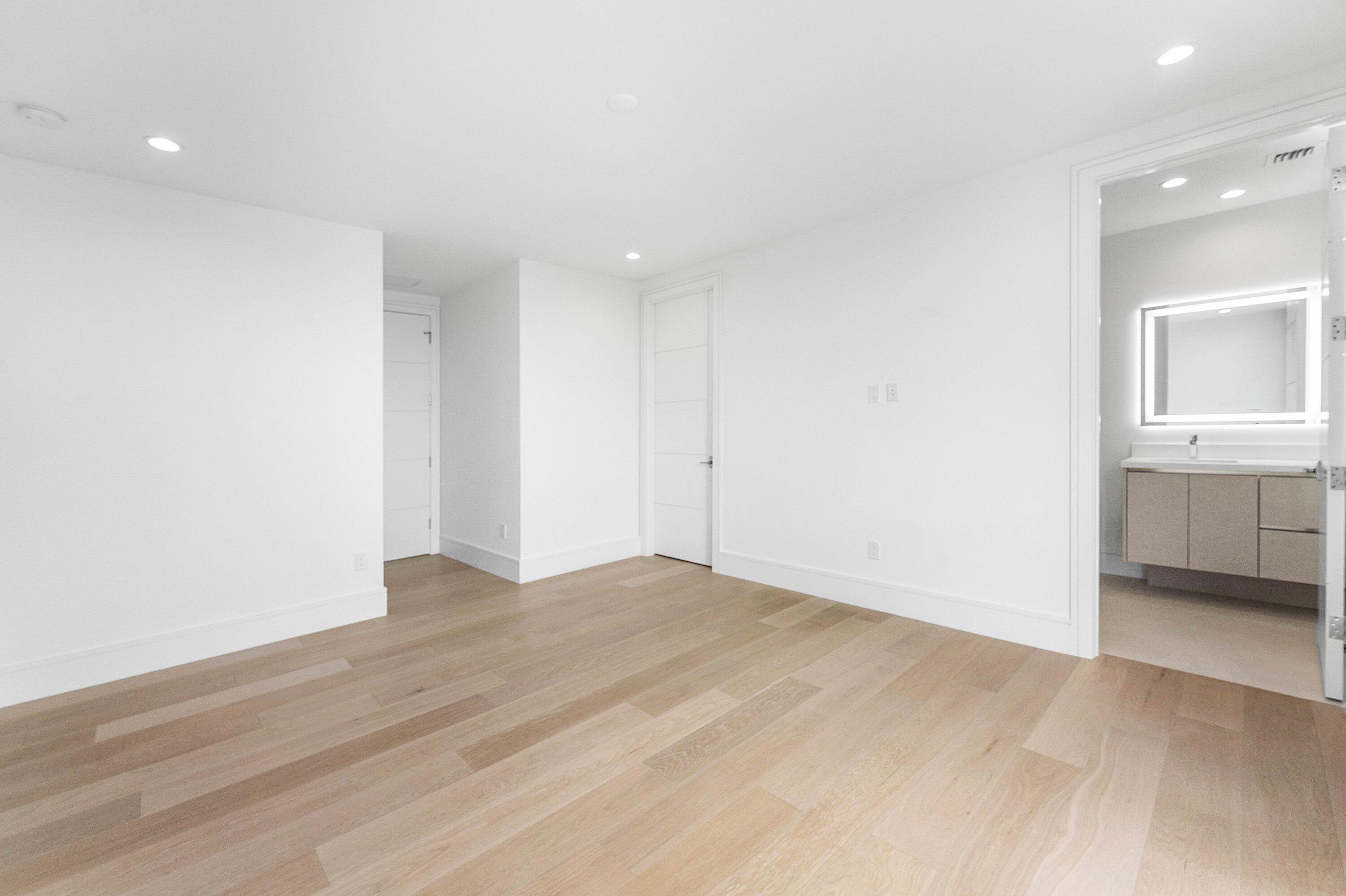 498 NE 6th Street