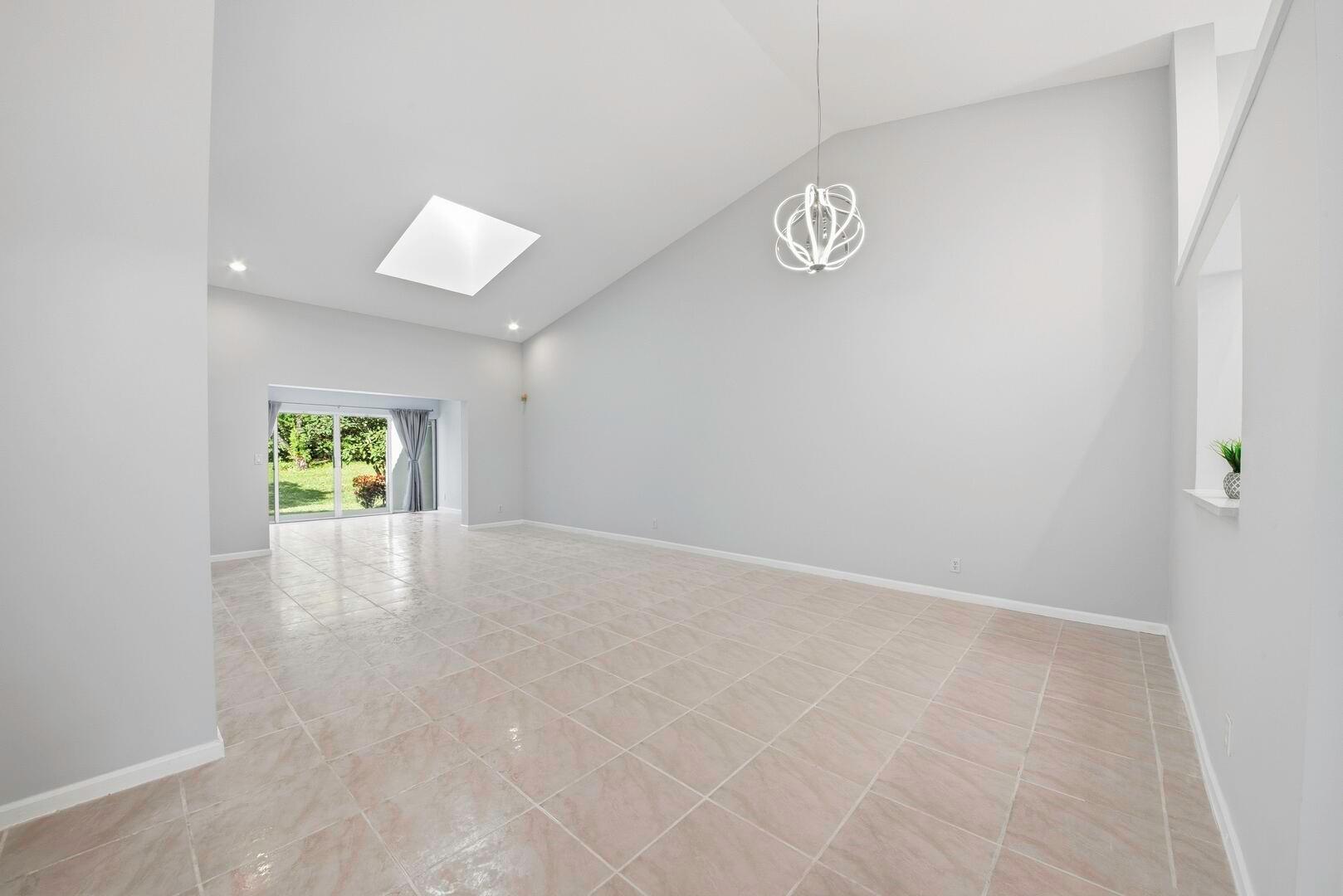 7617 Island Breeze Terrace