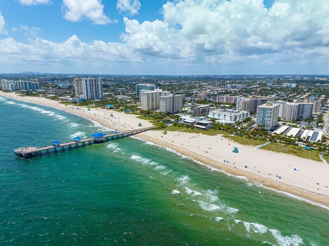 1020 N Riverside Drive