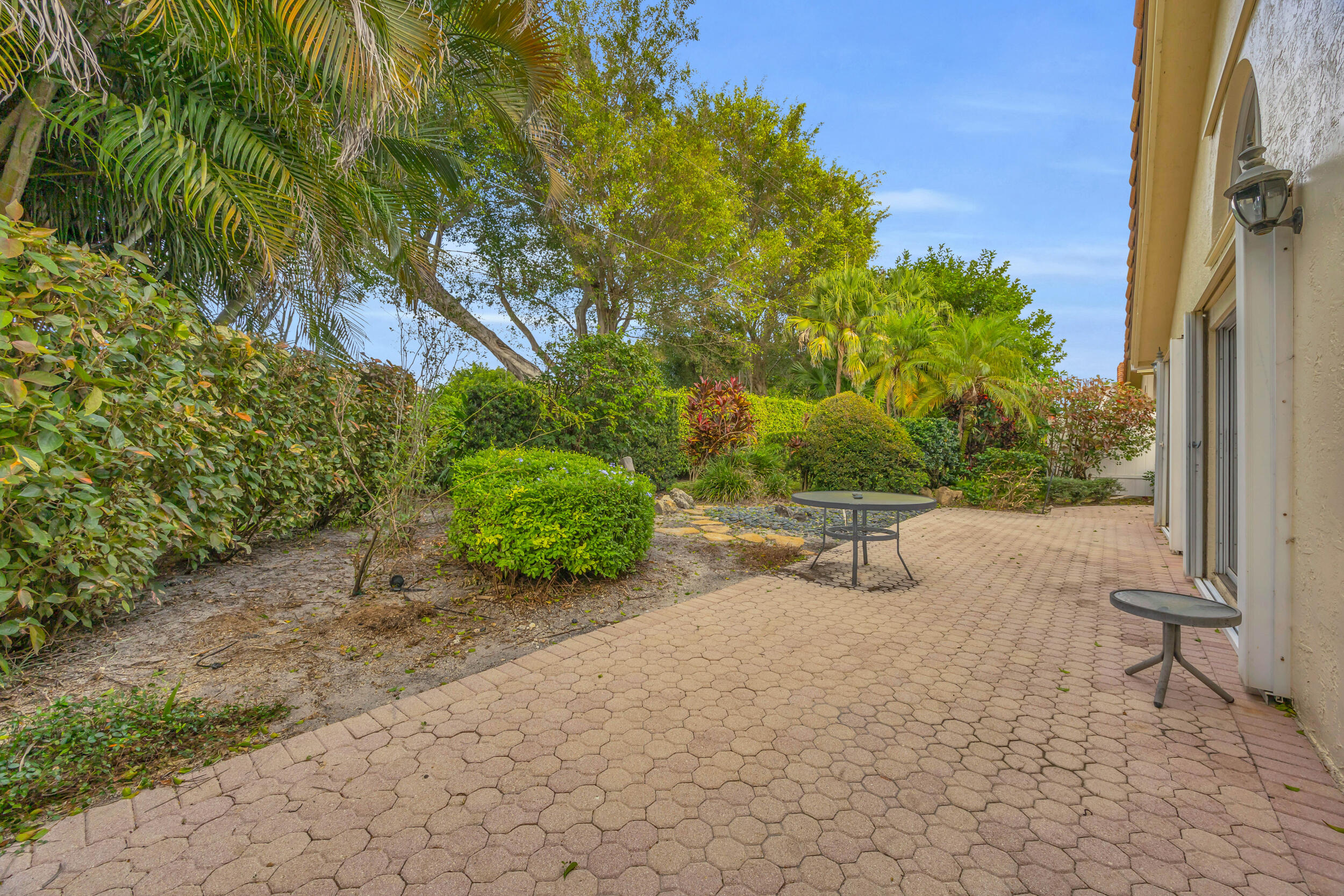 5141 Columbo Court