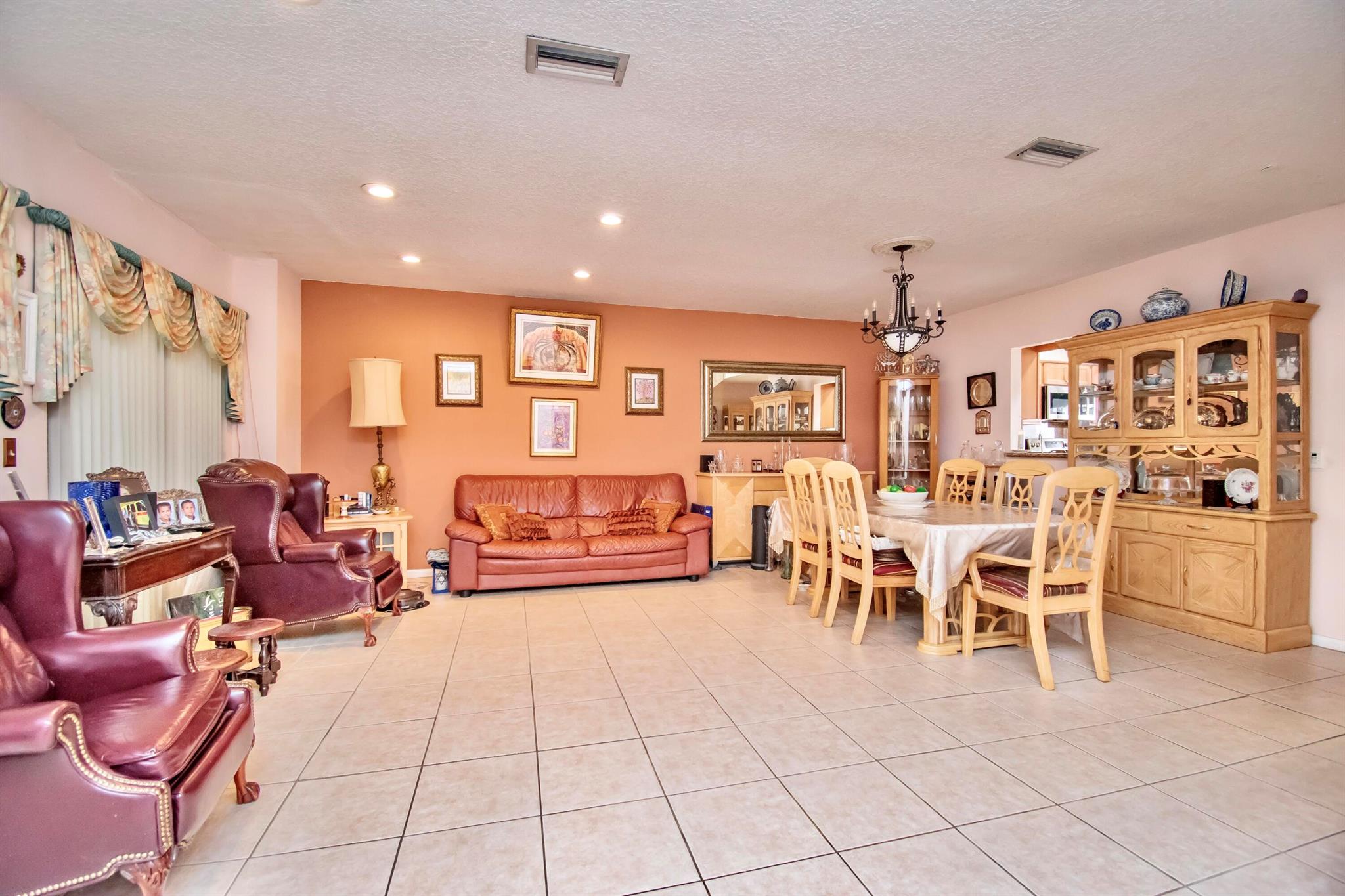 6640 Thornhill Court # 6