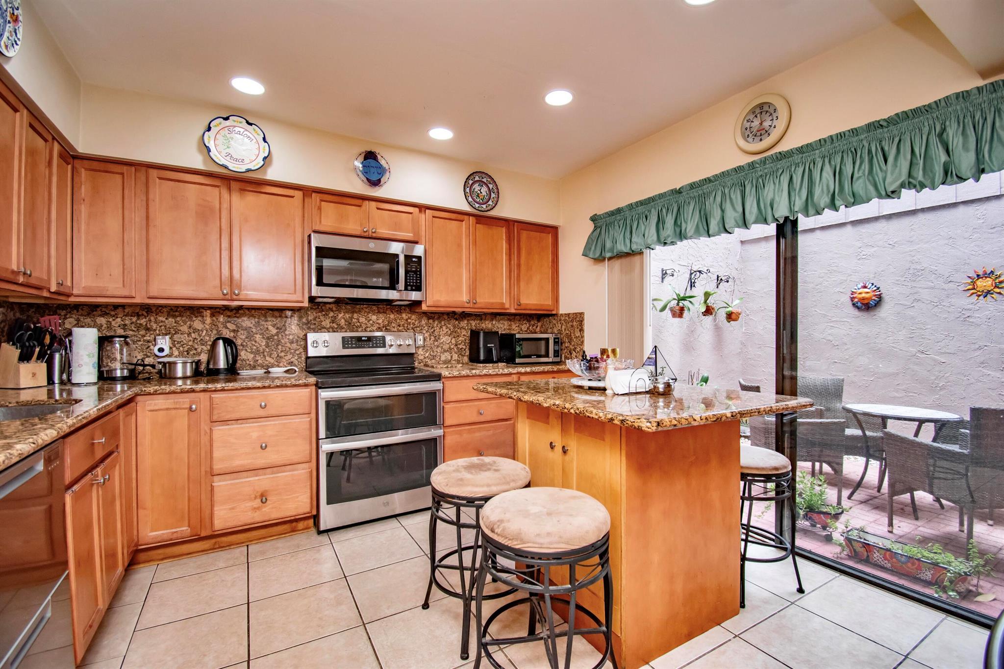 6640 Thornhill Court # 6