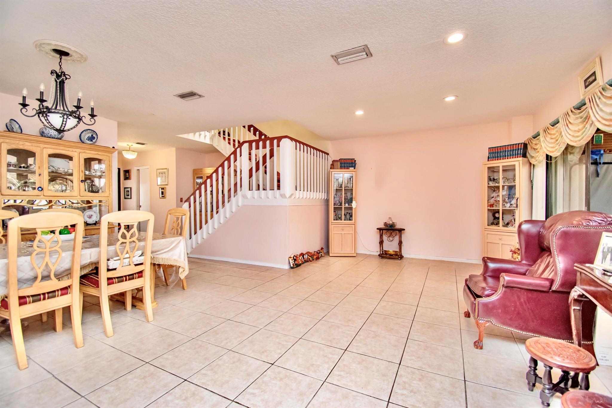 6640 Thornhill Court # 6