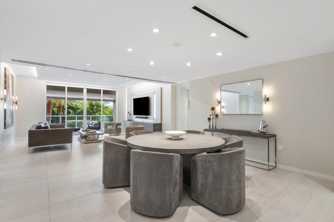 200 SE Mizner Boulevard 307