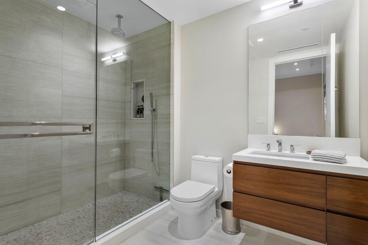200 SE Mizner Boulevard 307