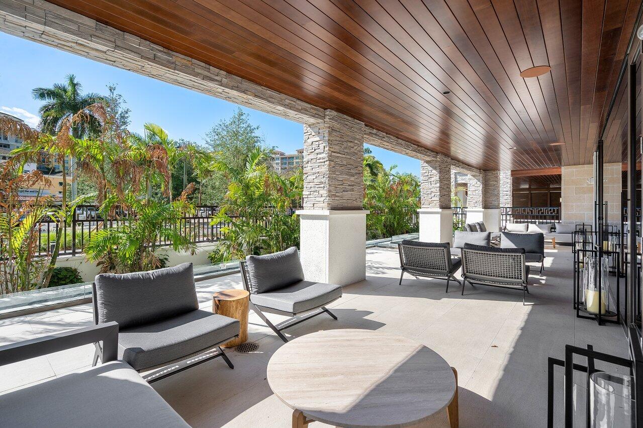200 SE Mizner Boulevard 307