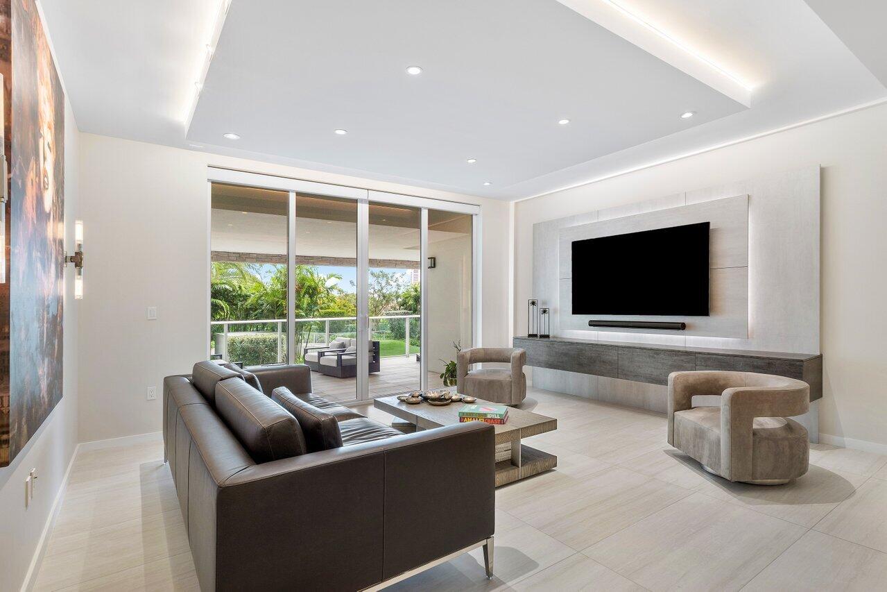 200 SE Mizner Boulevard 307