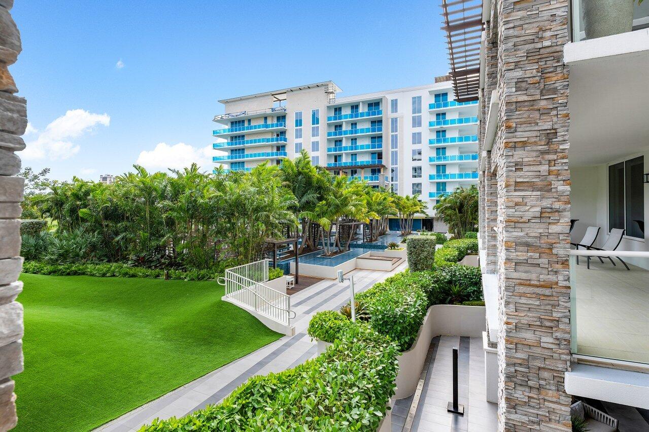 200 SE Mizner Boulevard 307