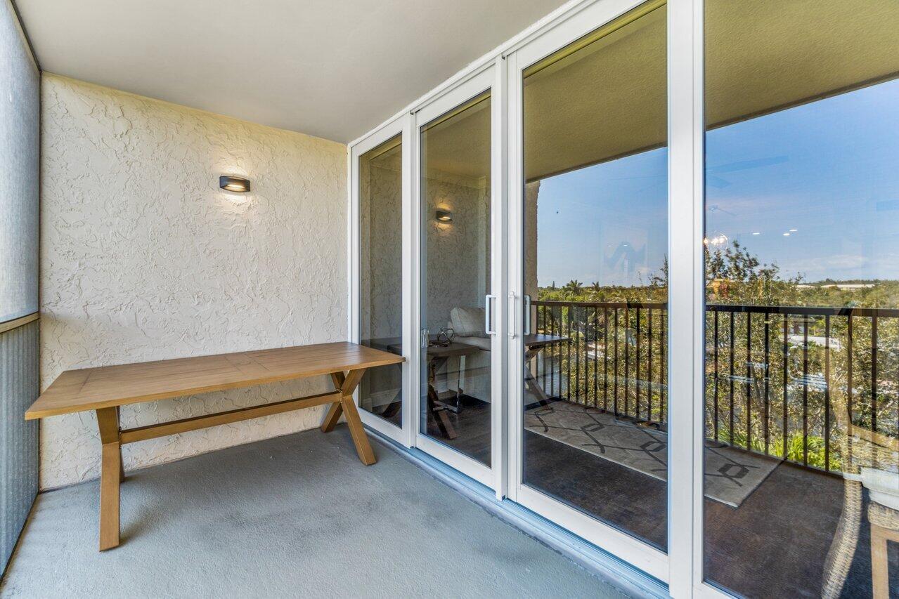 14 Royal Palm Way 504