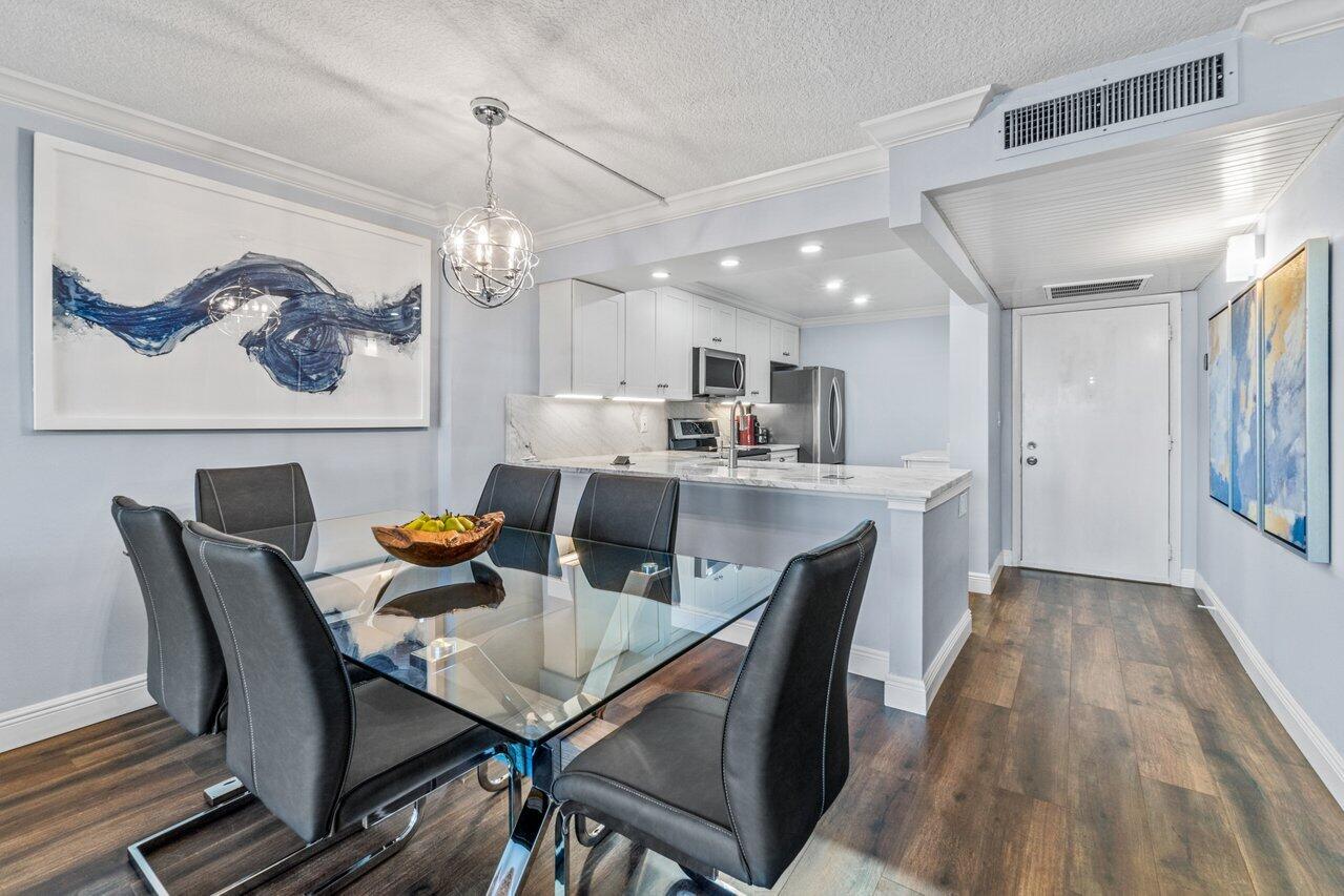 14 Royal Palm Way 504