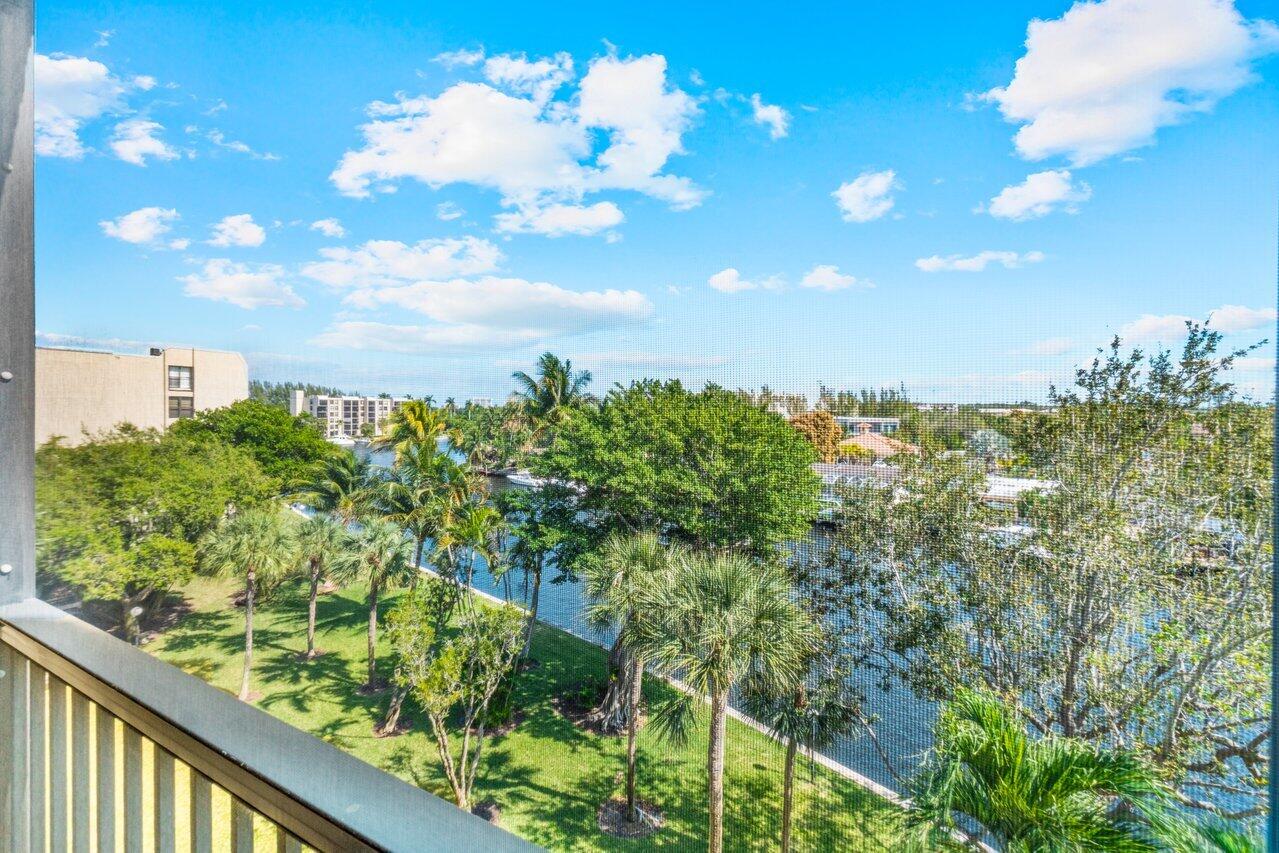 14 Royal Palm Way 504