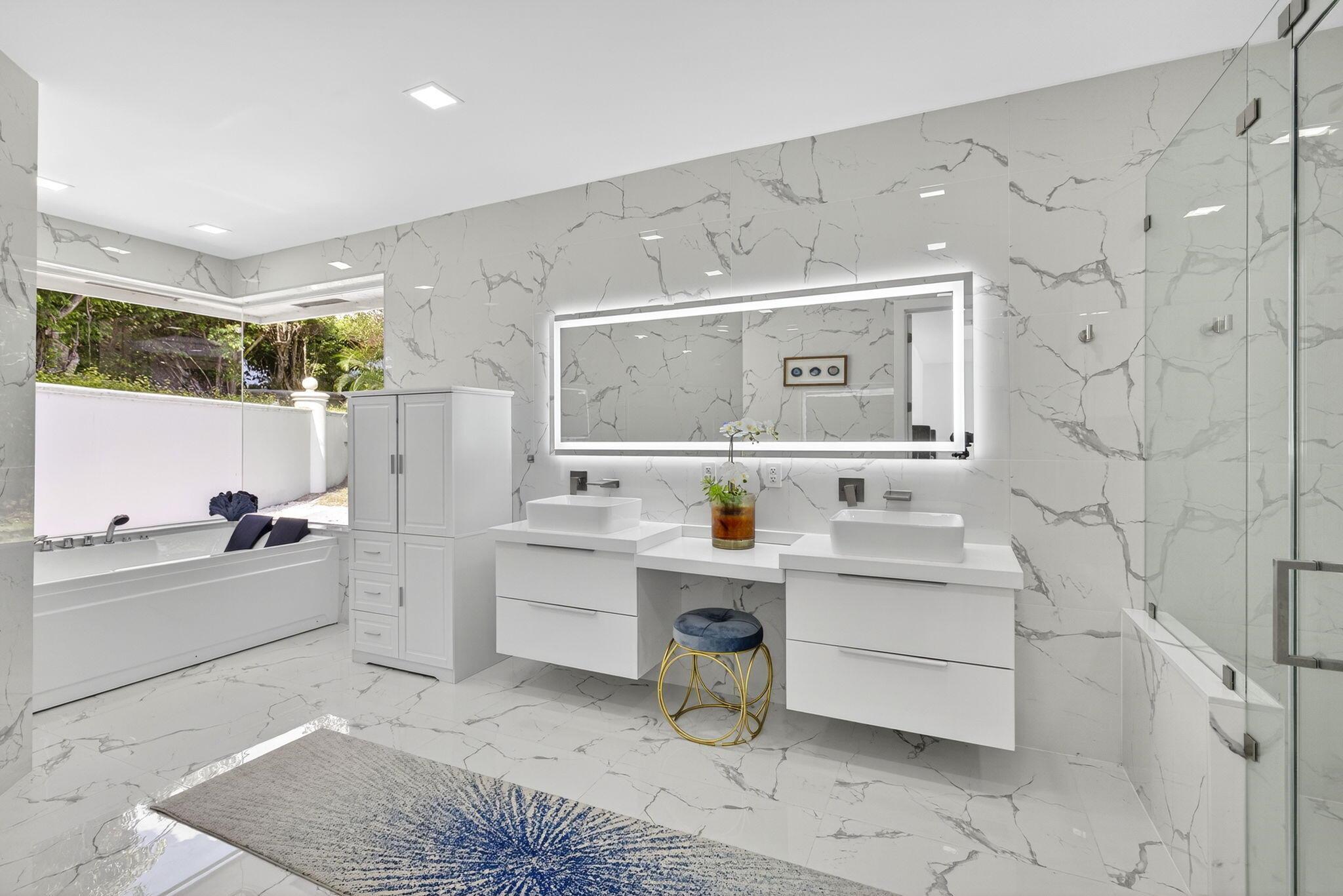 2673 NW 64th Boulevard