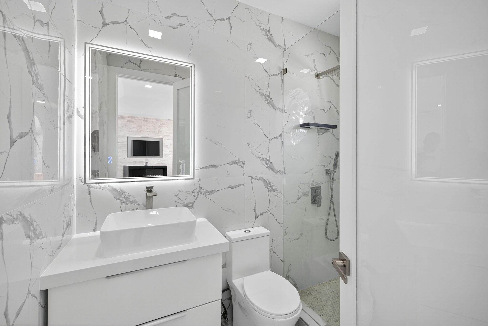 2673 NW 64th Boulevard