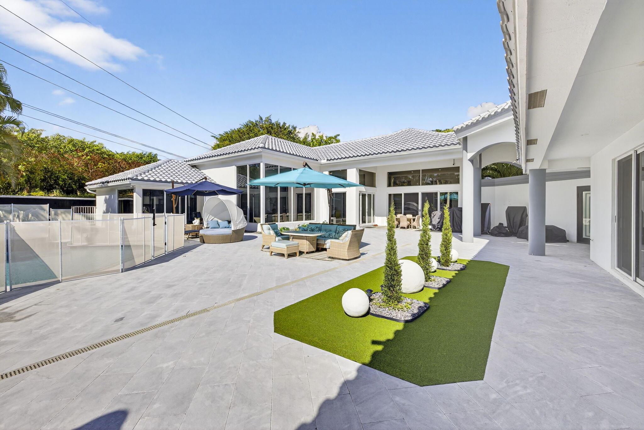 2673 NW 64th Boulevard