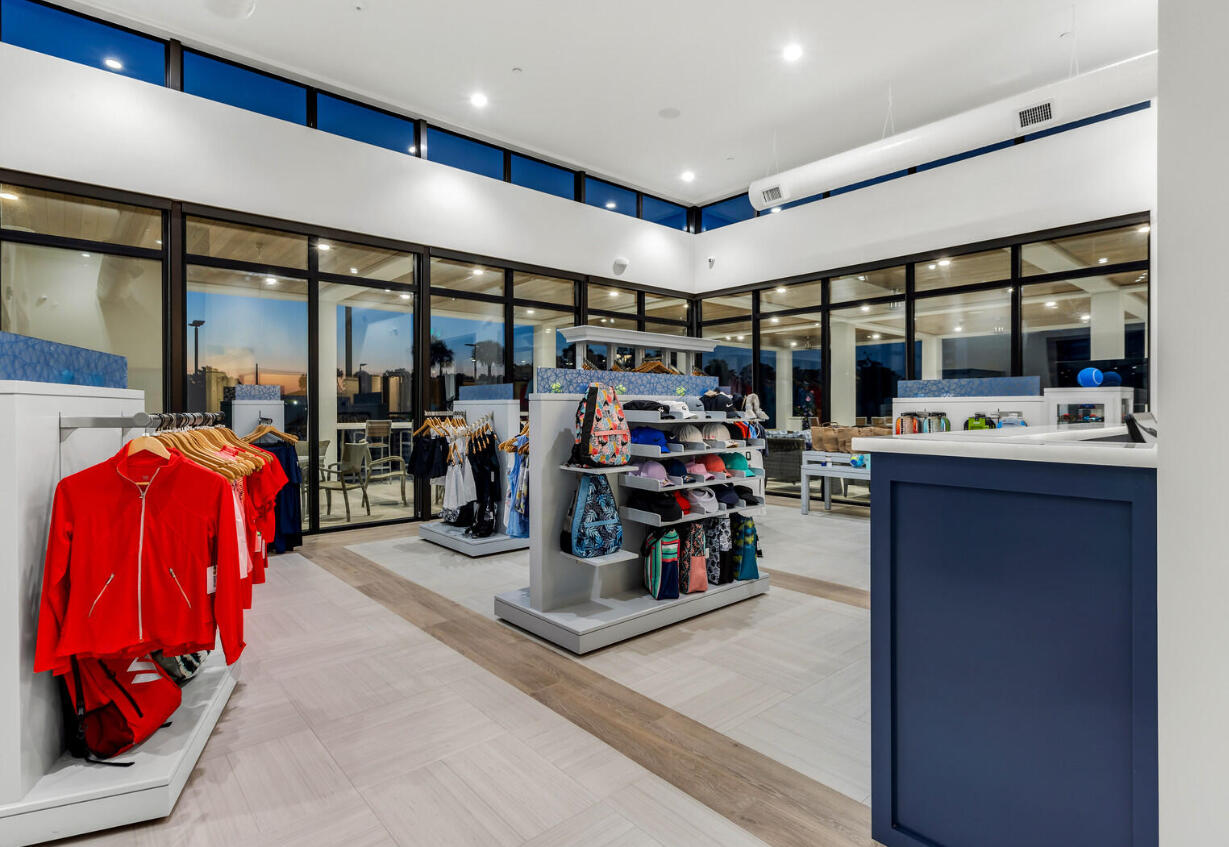 7689 Glendevon Lane 1805