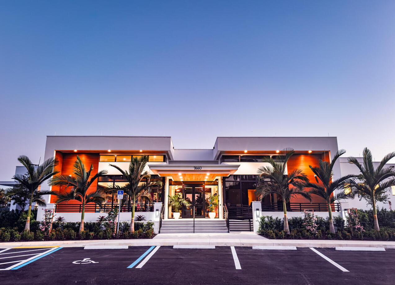 7689 Glendevon Lane 1805