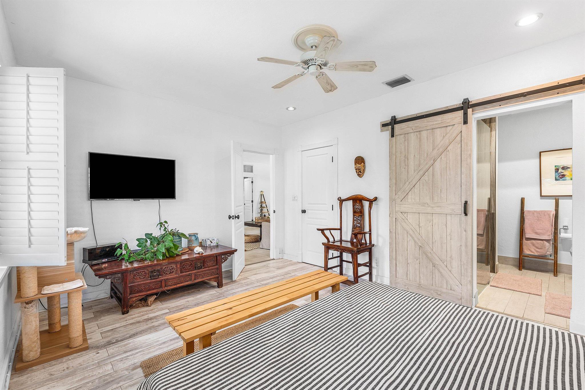 2573 SW 30th Terrace