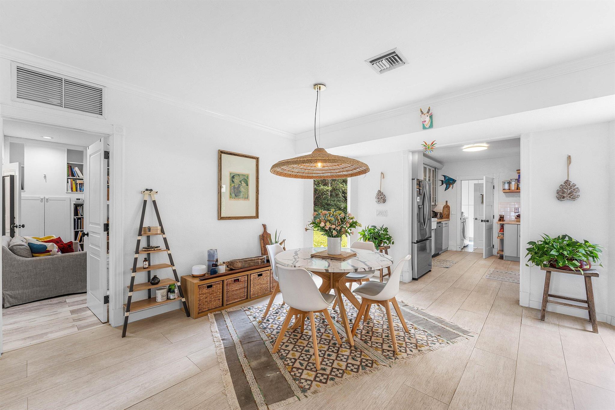 2573 SW 30th Terrace