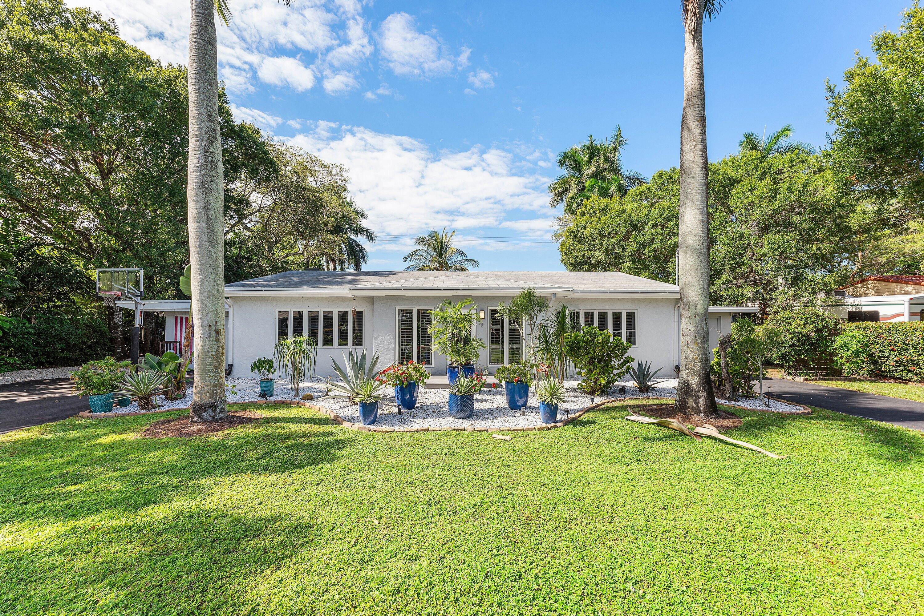 2573 SW 30th Terrace