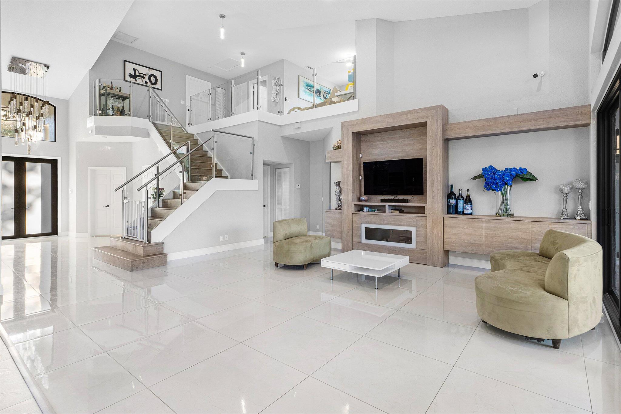 7056 NW 67th Terrace