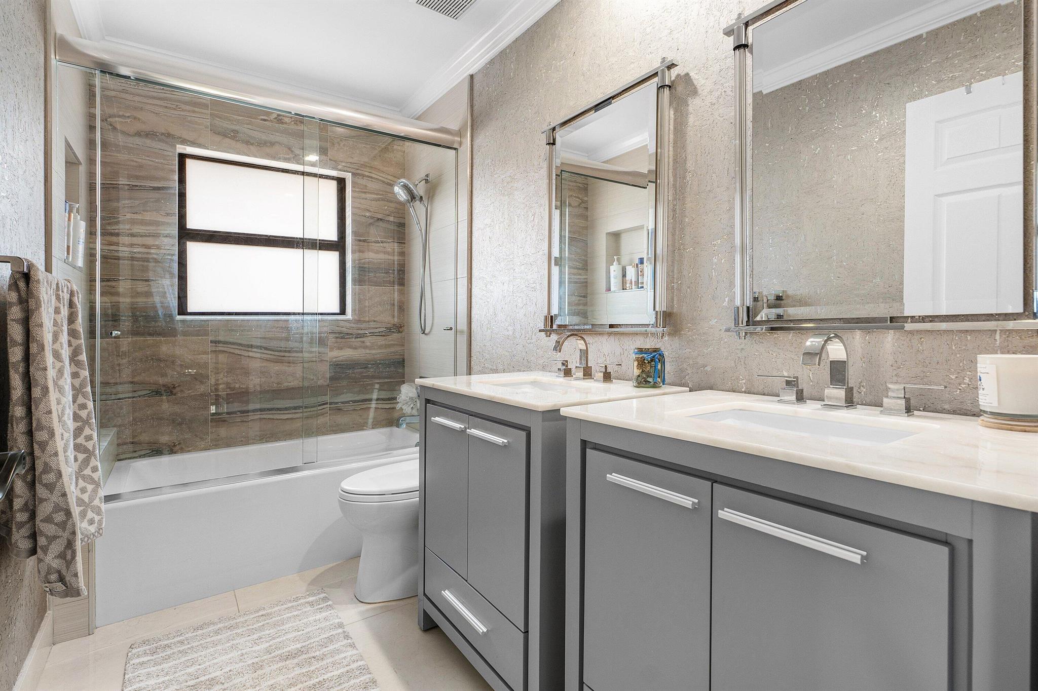 7056 NW 67th Terrace