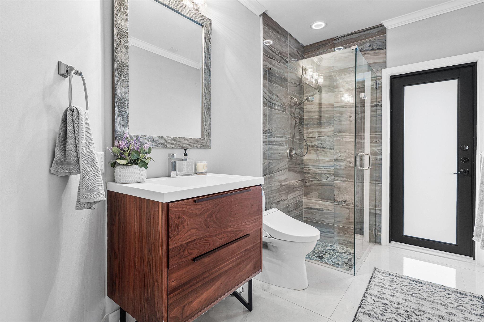 7056 NW 67th Terrace