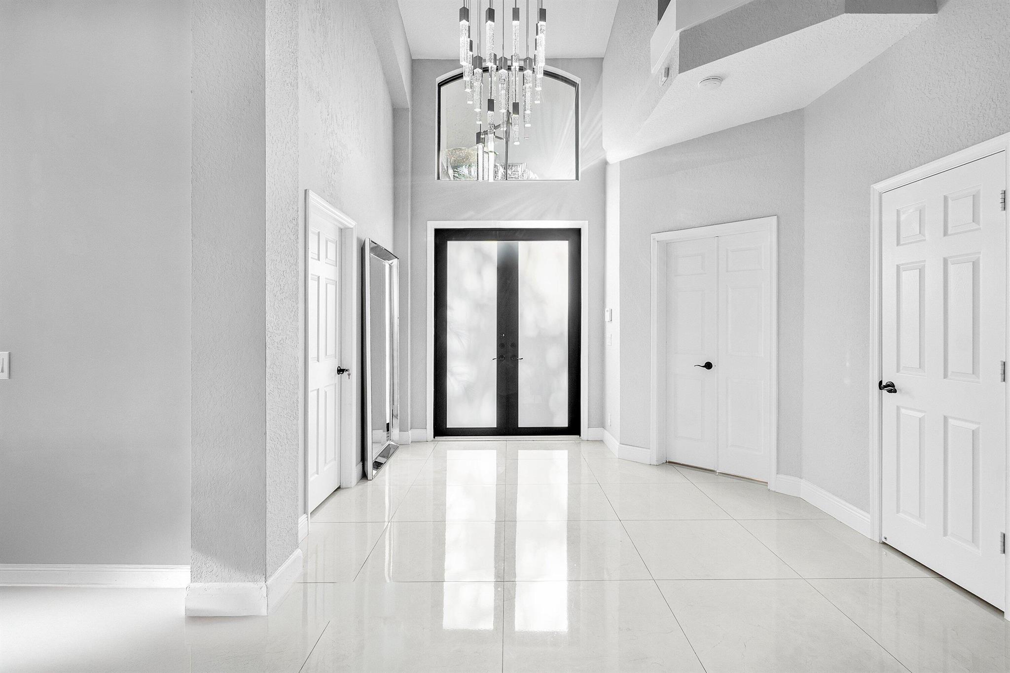 7056 NW 67th Terrace