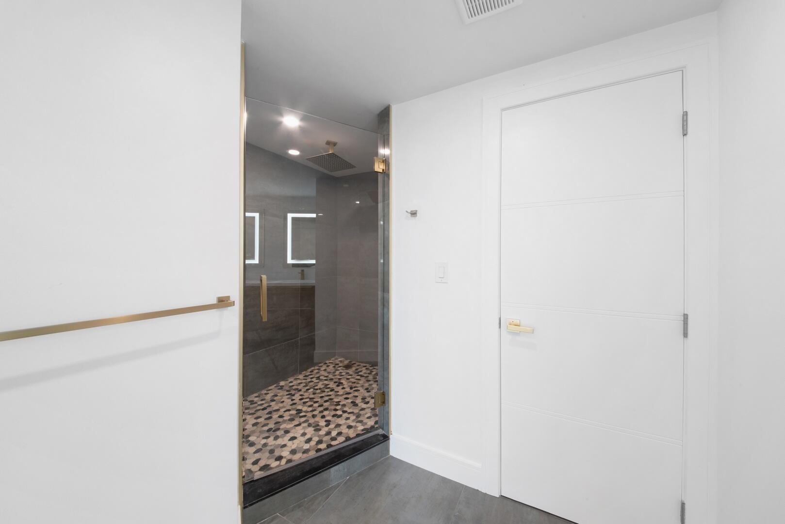 800 N Ocean Boulevard 4