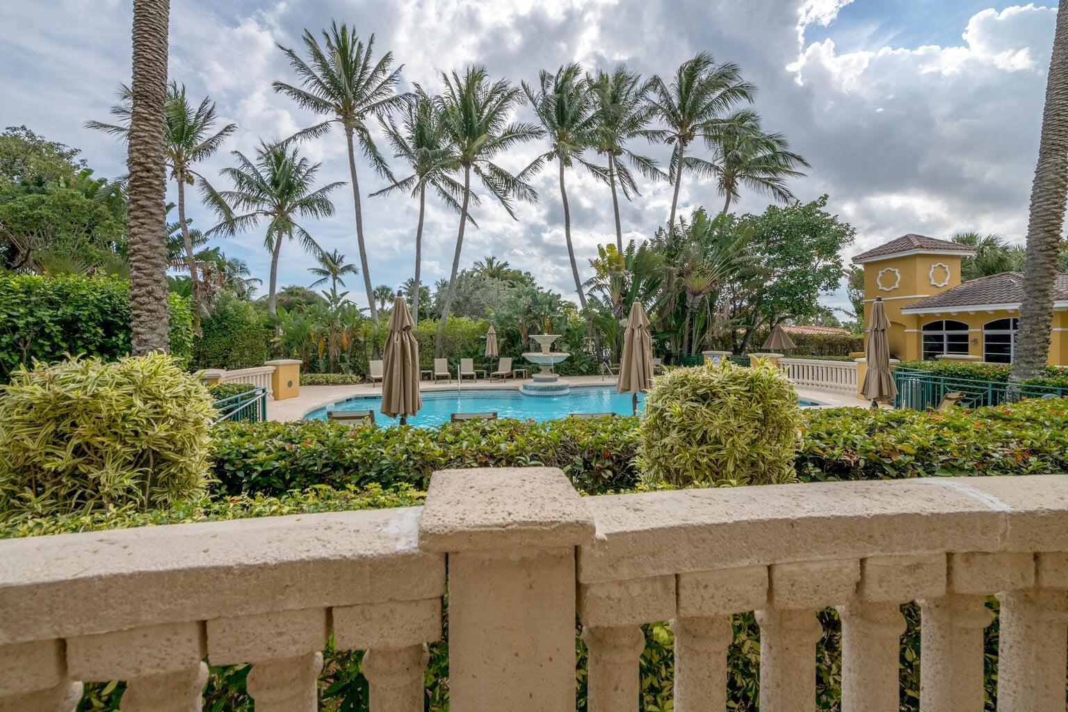 1228 Hillsboro Mile 103