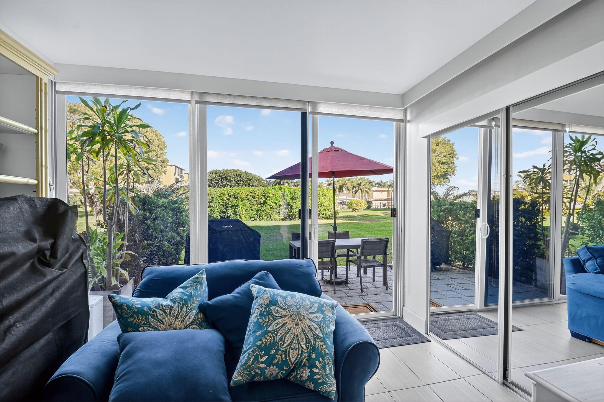 2400 NE 1st Lane 102